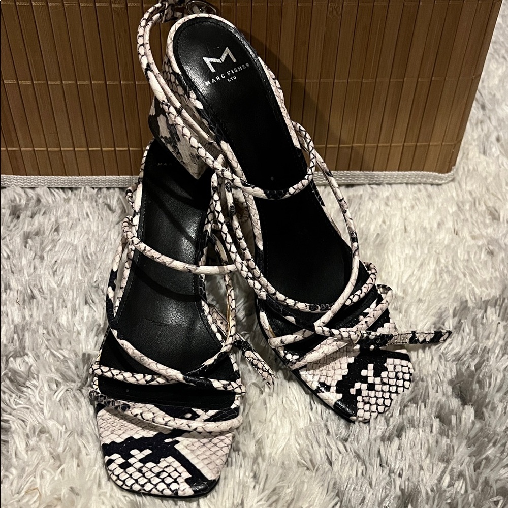 Marc Fisher Black and White Snake Print Heels - Picture 1 of 7